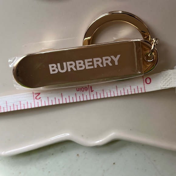 Burberry Gold Skateboard Keychain - Picture 3 of 7